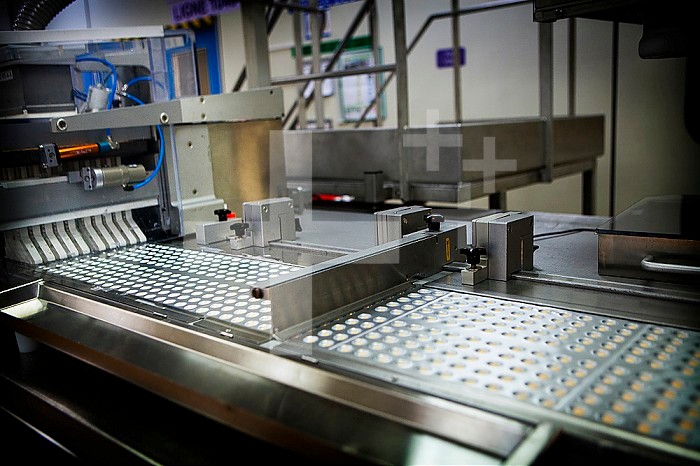 Pharmaceutical production unit specializing in the packaging and distribution of tablets.