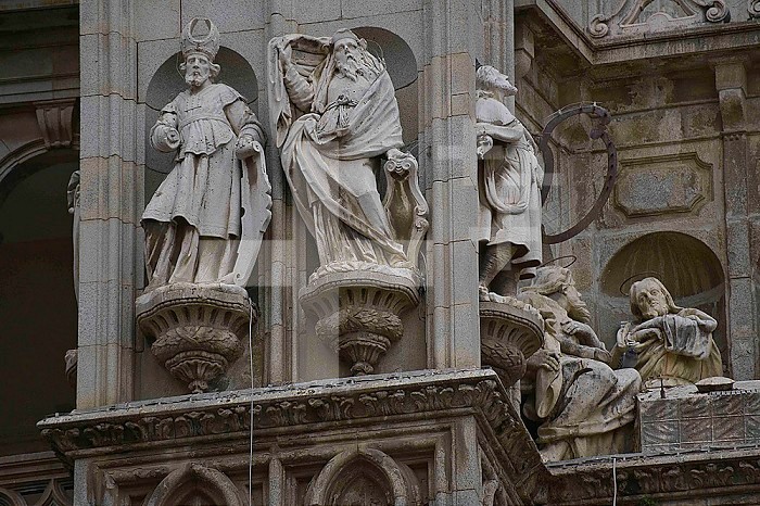 Spain, Castile-La Mancha, Toledo. Cathedral of Saint Mary. Built in Gothic style between 1227 and 1493. Sculptures of bishops and distinguished figures located on the main facade (on one side of the Door of Forgiveness). (Photo by: Prisma/Universal Images Group via Getty Images). Cathedral of Saint Mary. Sculptures of bishops and distinguished figures located on the main façade.